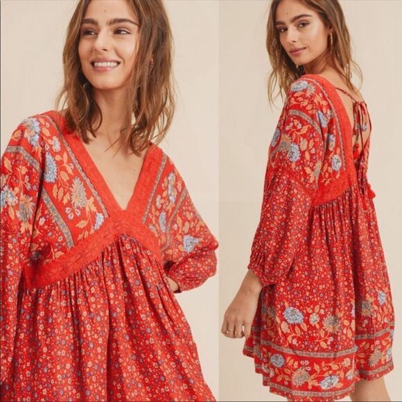 ✨
Cherry Red Floral BOHO Deep V Neck Tassel Tie Low Back Tunic Mini Dress✨ - Picture 3 of 10